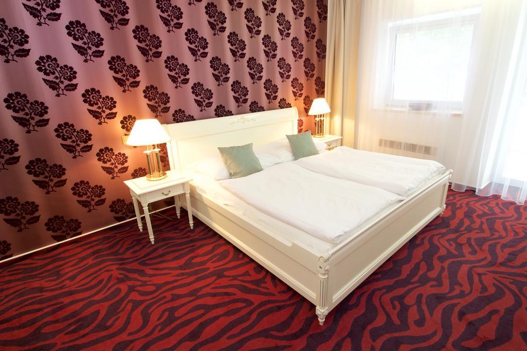 Hotel Galant Lednice Dış mekan fotoğraf